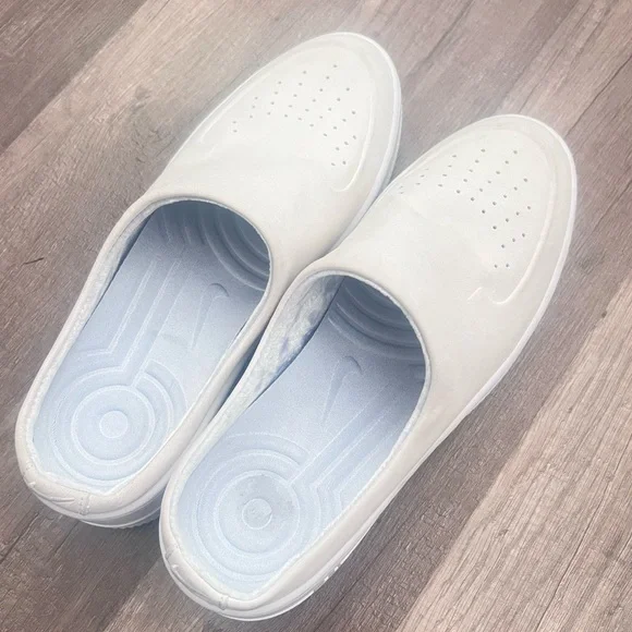 Nike light cream Mules with Perforated Design - Picture 9 of 10